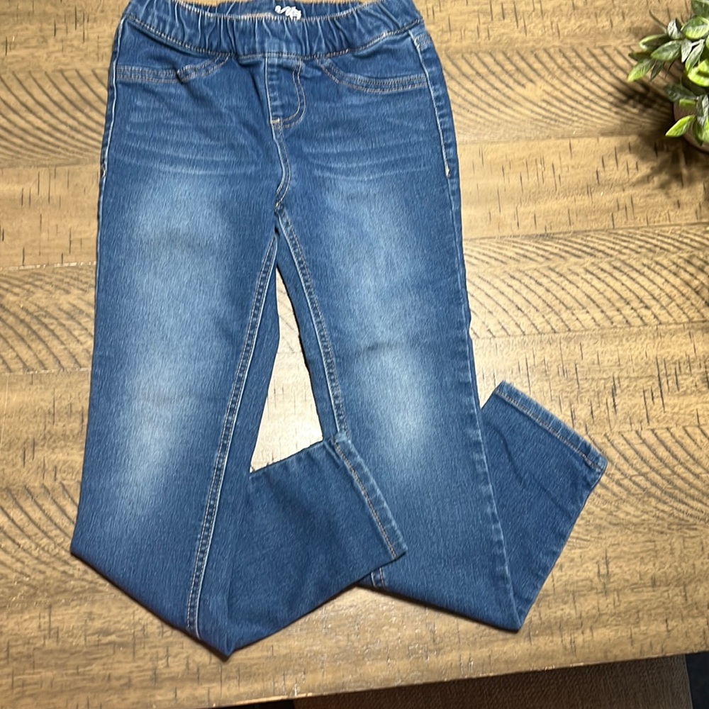 Girls skinny jeans.    #09